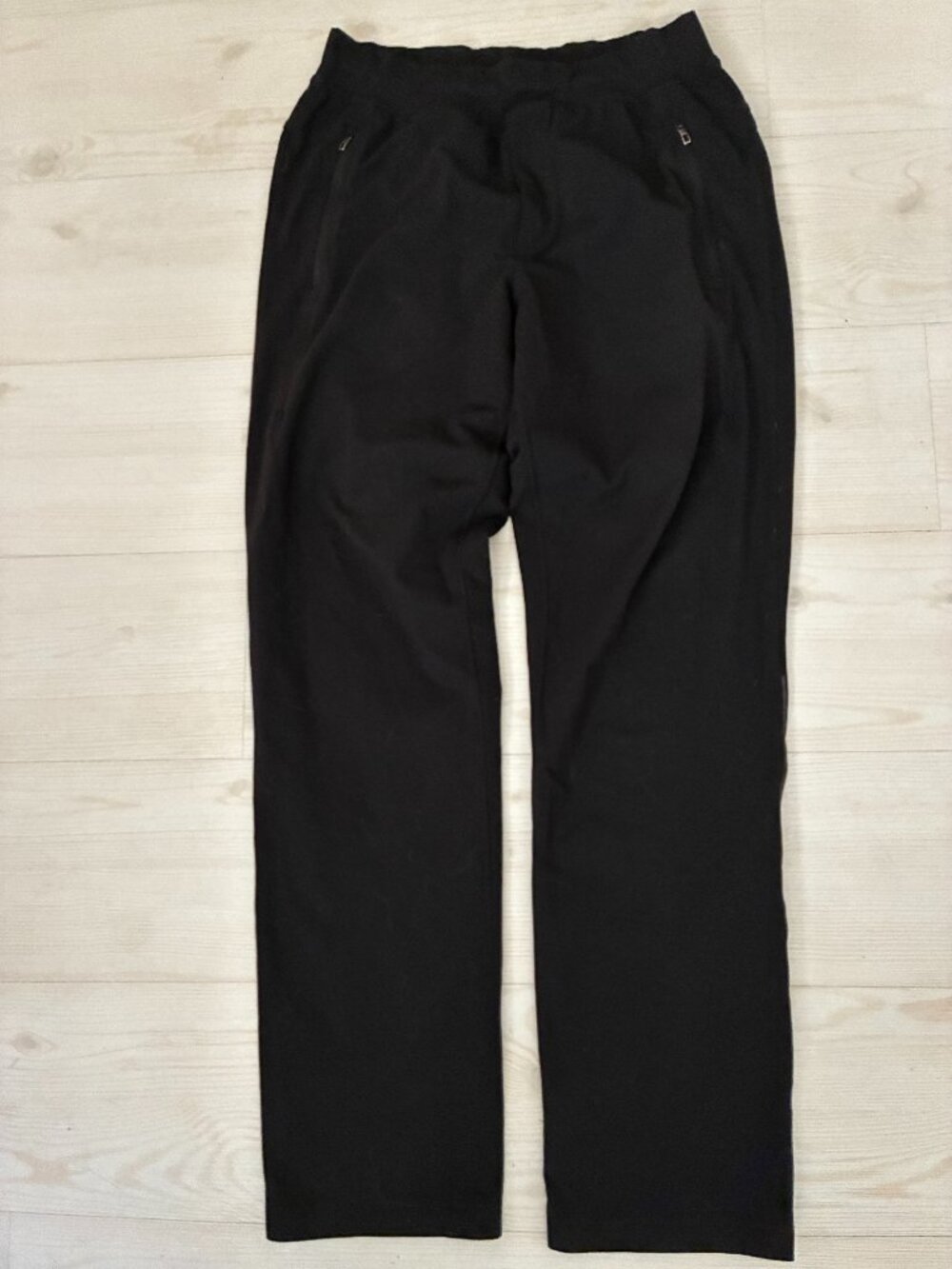 Lululemon Men's Black Athletic Pants Size Large Zipper Pockets (LM58945A)